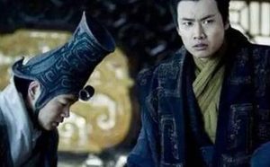 胡亥暴虐无德，为什么李斯选择和他同流合污？
