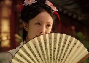 曹雪芹为什么对晴雯之死表现的非常强烈呢？