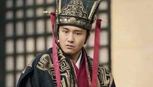 曹操处死杨修之后，为什么还要去问其父杨彪的感受？