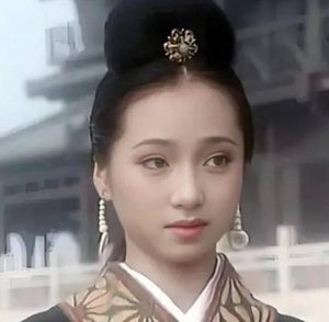 褒姒身世之谜：从神话传说到历史真相