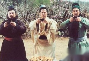 刘备借刀杀关羽：刘备为提防关羽做哪些安排？