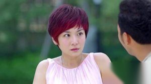 情谜睡美人第18集剧情 叶依姗签错合同秦明昊帮救