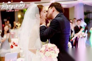 爱情万万岁第30集剧情 李上不希望金娜可怜他