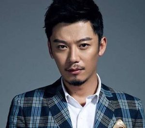 《爱国者》岸谷雄一扮演者是谁 岸谷雄一是谁演的
