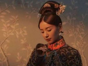 《如懿传》富察皇后最后怎么死的？是落水而死吗