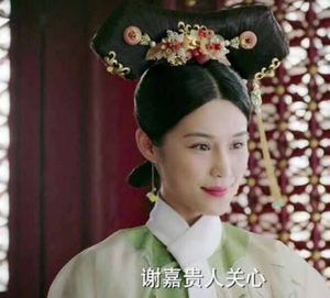 《如懿传》仪贵人的孩子是怎么死的？仪贵人被人挑唆误会如懿