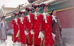 《如懿传》豫妃博尔济吉特氏30岁入宫，从贵人到妃位只用了五年