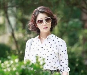 《你迟到的许多年》赵益勤为什么打莫莉？赵益勤和沐剑锋离婚了吗？