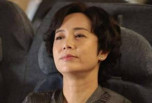 《正阳门下小女人》徐慧真和范金有为什么都想买回小酒馆？