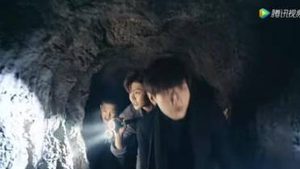 《怒海潜沙》吴邪三人在隧道中遇到了什么？三人清白险些被毁？