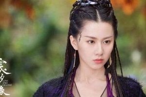 《宸汐缘》宝青是翎月的亲生女儿吗？宝青的目的是什么？
