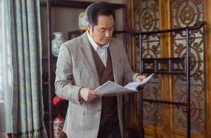 《老酒馆》陈怀海为什么雇佣贺义堂？贺义堂是个怎么样的人？