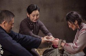 《老酒馆》的评分为什么下跌？是有人恶意差评吗？