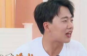 《做家务的男人》郭麒麟指导李诞炒蛋，李诞却不敢拿刀