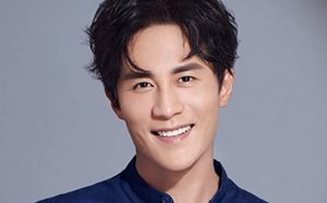 《石头开花》富大龙为何获得好评？他的演艺生涯如何？