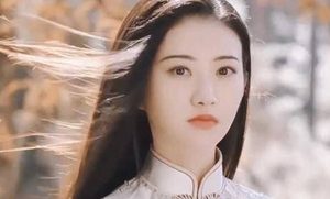 《司藤》司藤和白英是同一个人吗？