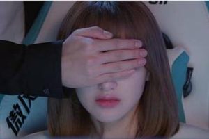 《你微笑时很美》第13集讲了什么？童谣开导阿光