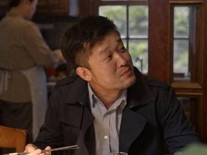 《乔家的儿女》戚成钢出轨了多少次？