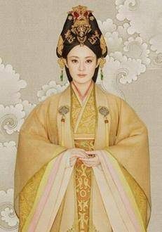 《芈月传》中芈月为什么到最后都只是八子呢？