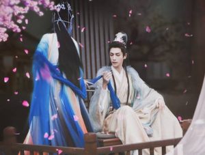 《长月烬明》澹台烬为什么有五个时期？