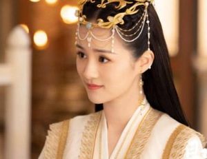 《且试天下》华纯然选谁做女婿 和她在一起的是谁