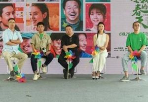 《你是我的春天》讲述了五段故事，战疫题材电影