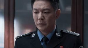 《罚罪》赵老四为什么要维护“常征”？他的目的是什么？
