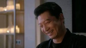 《大博弈》马怡是个富家小姐，年轻漂亮，她图什么？