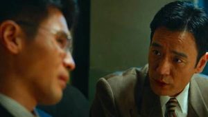 《风吹半夏》郭启东为什么要在酒宴上质问许半夏？