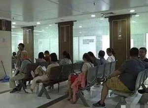 重男轻女？被逼生娃愤而报警是怎么回事？