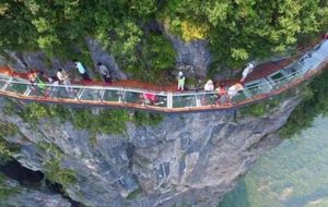世界上最吓人的十大悬崖步道，中国上榜三个