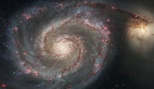 涡状星系位于何处？它距离地球大约2300万光年左右