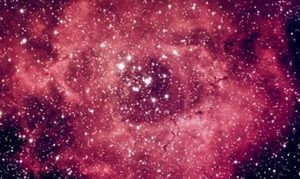 蔷薇星云是什么样的？为何说它和三叶星云有的一拼？