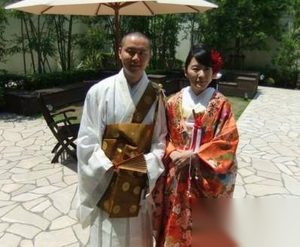 日本幕府将军为何会给一个和尚享受皇后的待遇