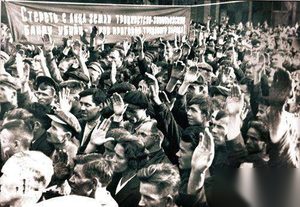 1934年斯大林发动大清洗运动造成450万人受难
