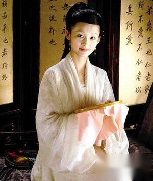 邢岫烟是个什么样的人？如何评价红楼梦邢岫烟？
