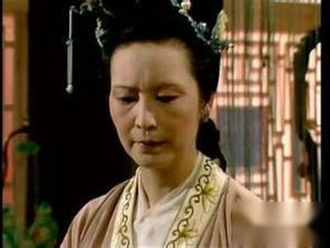 《红楼梦》中的王夫人为什么要撵走金钏儿？