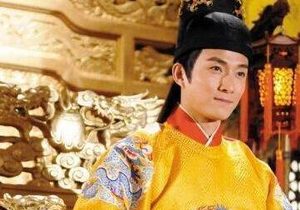 清朝大内侍卫是个怎么样的职位？为什么大内侍卫怀中常揣“猪尿泡”？