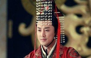 使汉朝延续四百多年的功臣是谁？难道真的是因为王莽吗？