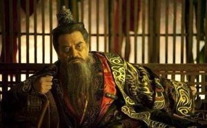 伍子胥是怎么从昭关过去的？当时进攻楚国的领兵大将是谁？