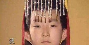 东汉自光武中兴到汉献帝被废，有多少未满16岁即位的皇帝？