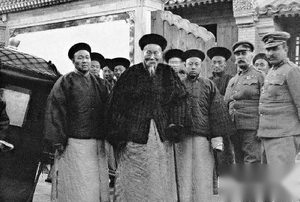 如何评价李鸿章的功与过？李鸿章是好人还是坏人