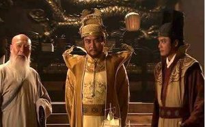 朱允炆继位后停掉了一些严苛政策，但朱棣为何还会造反？