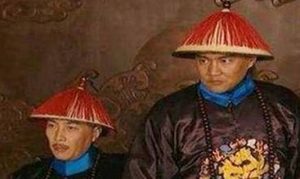 乾隆在皇位上一坐就是四五十年，他真的像影视中那样昏庸吗？