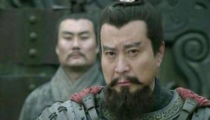 曹操为何不让手下猛将出战华雄？难道是怕打不赢吗？