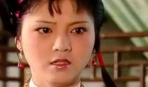 贾宝玉为什么会在半夜里为花袭人换上大红汗巾？