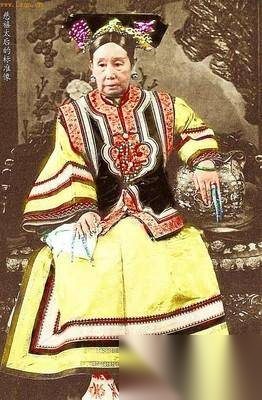 慈禧太后年夜饭都吃什么？为什么有一半是药膳
