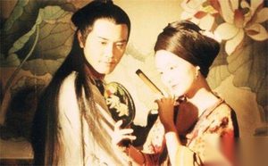 崔湜与上官婉儿和太平公主之间是怎样的关系？