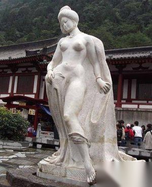高力士被质疑太监身份是因为过于阳刚的外形吗
