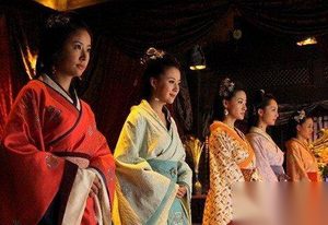 选妃的奇葩标准：个高肤白胸大臀翘只是其一